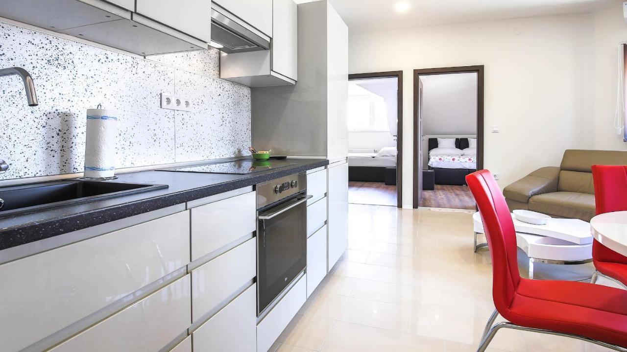 White Apartman Siofok Dış mekan fotoğraf