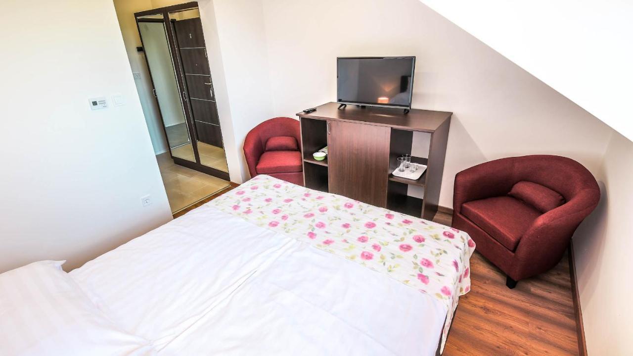 White Apartman Siofok Dış mekan fotoğraf