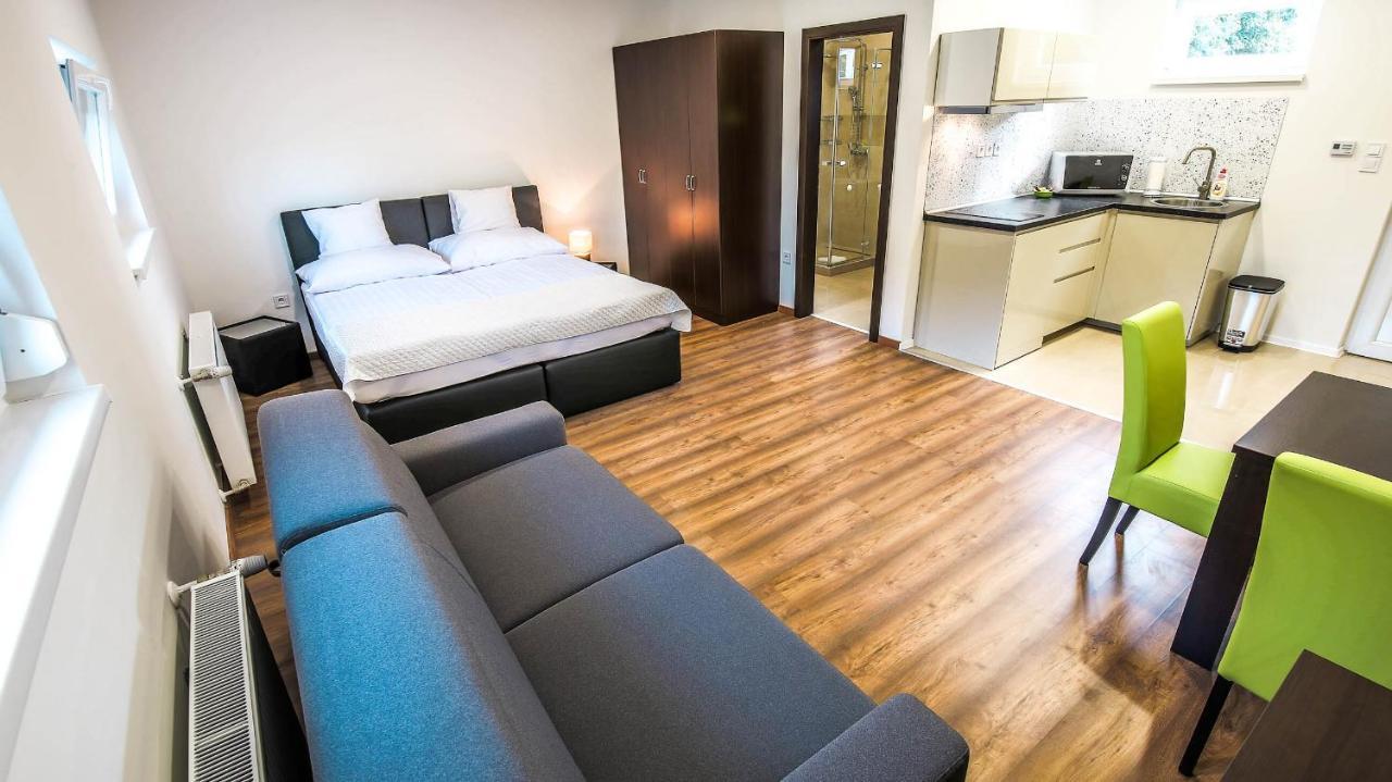 White Apartman Siofok Dış mekan fotoğraf