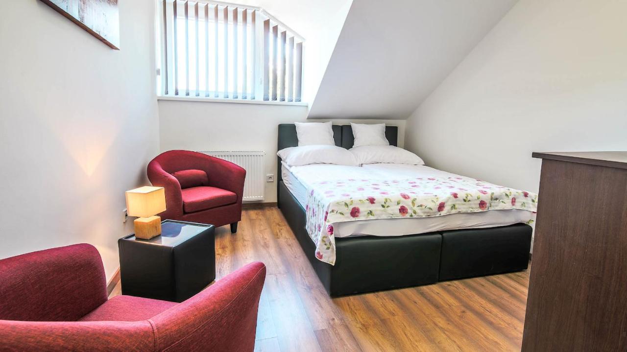 White Apartman Siofok Dış mekan fotoğraf
