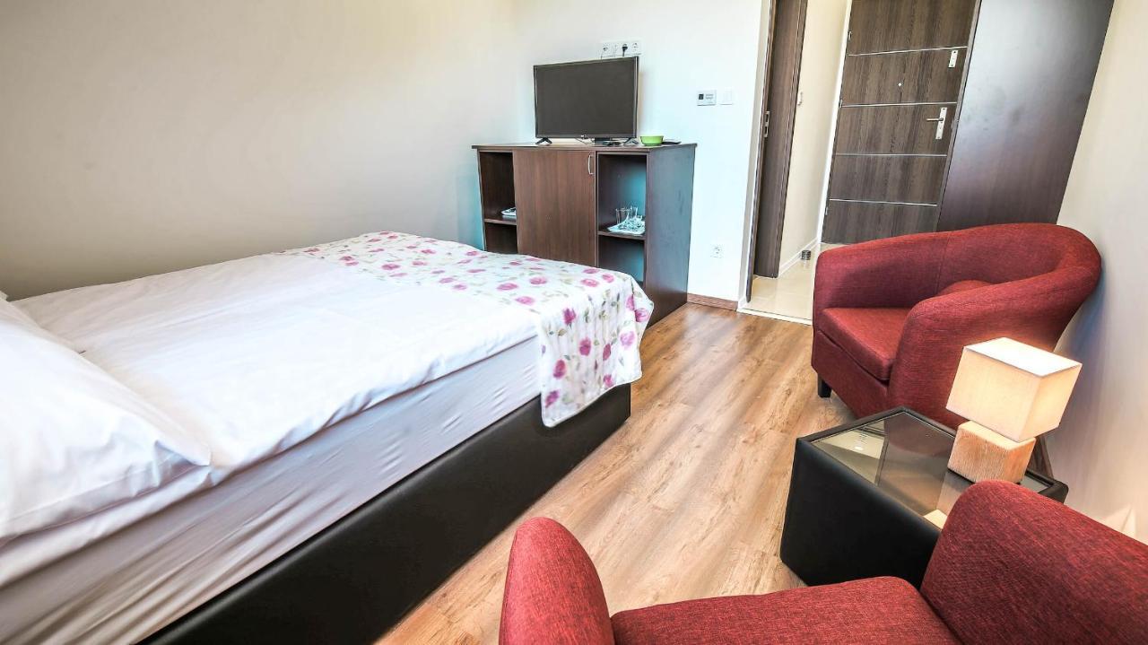 White Apartman Siofok Dış mekan fotoğraf